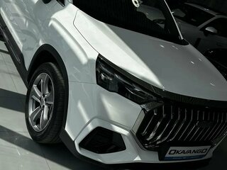 2026 Geely Okavango I Рестайлинг, белый, 4025000 рублей, вид 3