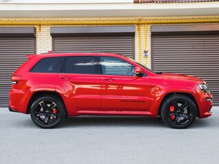 2016 Jeep Grand Cherokee SRT IV (WK2) Рестайлинг, красный, 6000000 рублей, вид 4