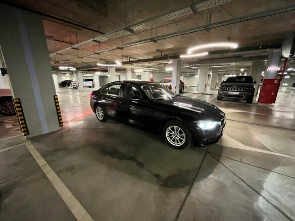2018 BMW 3 серии 320i VI (F3x) Рестайлинг, чёрный - вид 4
