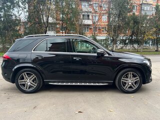 2020 Mercedes-Benz GLE 400 d II (V167), чёрный, 7700000 рублей, вид 3