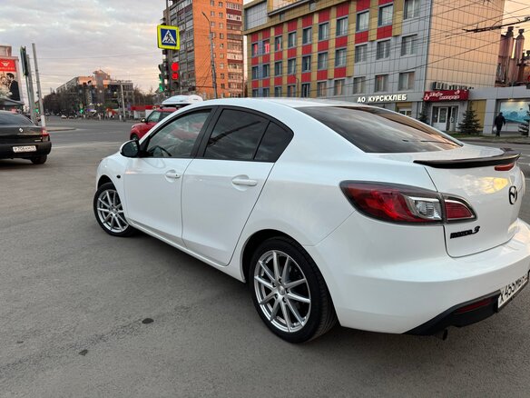 2011 Mazda 3 II (BL), белый, 830000 рублей - вид 6