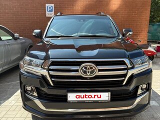 2019 Toyota Land Cruiser 200 Series Рестайлинг 2, чёрный, 7200000 рублей, вид 2