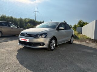 2013 Volkswagen Polo V, серебристый, 1150000 рублей, вид 1