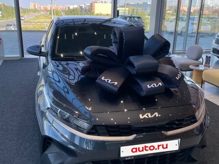 2025 Kia Cerato IV Рестайлинг, серебристый, 3100000 рублей, вид 2