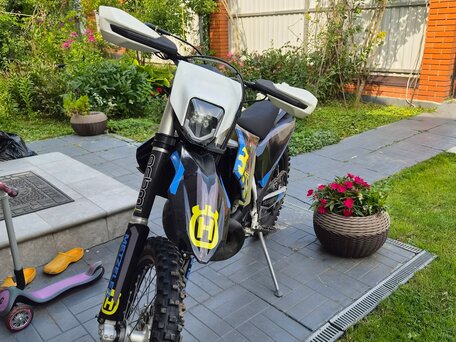 2018 Husqvarna TE 300 PRO, белый, 550000 рублей, вид 2