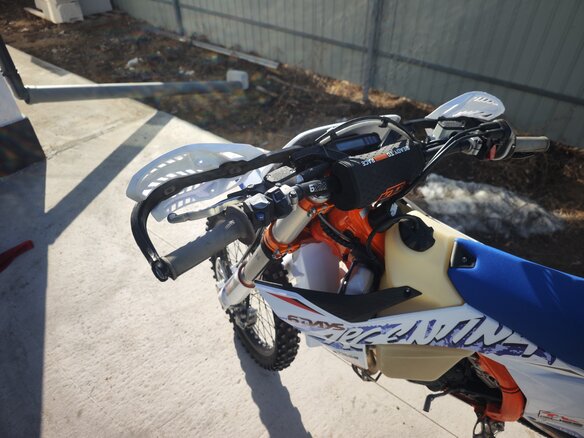 2024 KTM 300 EXC, оранжевый, 1250000 рублей - вид 3