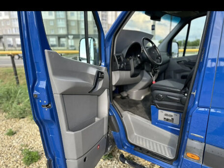 2013 Mercedes-Benz Sprinter, синий, 2700000 рублей, вид 4