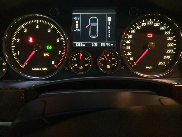 2006 Volkswagen Touareg I, чёрный - вид 9