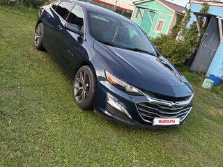 2019 Chevrolet Malibu IX Рестайлинг, синий, 2000000 рублей, вид 2