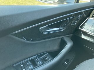 2021 Audi Q7 45 TDI II (4M) Рестайлинг, чёрный, 7544000 рублей, вид 5