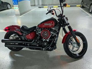 2019 Harley-Davidson Street Bob, пурпурный, 1100000 рублей, вид 2