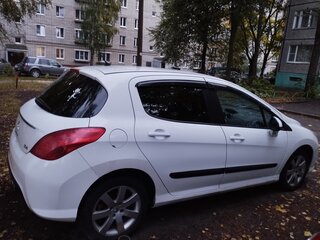 2012 Peugeot 308 I Рестайлинг, белый, 470000 рублей, вид 3