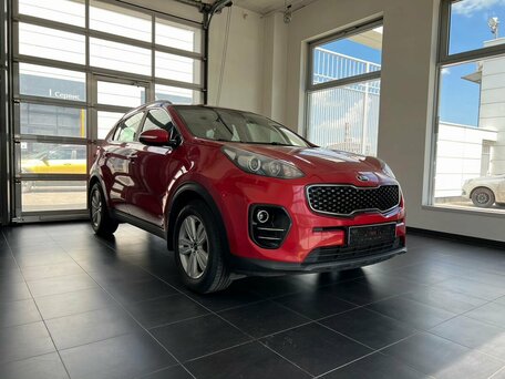 2018 Kia Sportage IV, красный, 1800000 рублей, вид 1