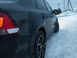 2012 Volkswagen Polo V, чёрный, 700000 рублей, вид 3
