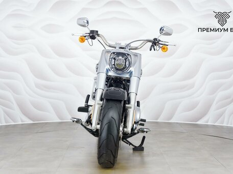 2017 Harley-Davidson Fat Boy, чёрный, 1815000 рублей, вид 4