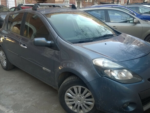 2010 Renault Clio III Рестайлинг, серый - вид 1