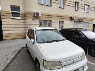 2000 Nissan Cube I (Z10), белый, 149000 рублей, вид 2