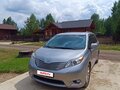2011 Toyota Sienna III, серый, 2400000 рублей