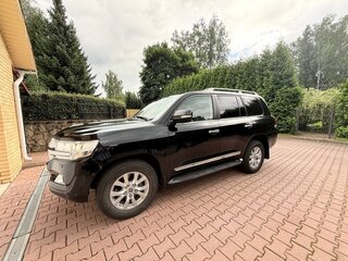 2018 Toyota Land Cruiser 200 Series Рестайлинг 2, чёрный, 7150000 рублей, вид 2