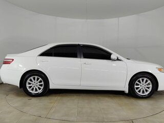 2011 Toyota Camry VI (XV40) Рестайлинг, белый, 1013000 рублей, вид 4