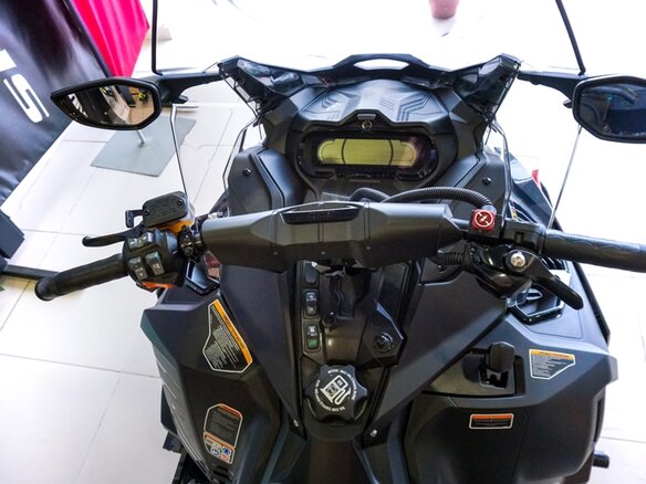 2019 BRP Lynx Commander 900, серый - вид 4