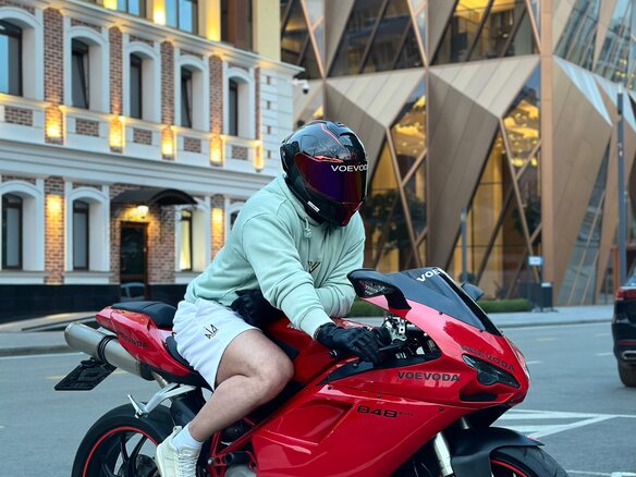 2009 Ducati 848, красный, 680000 рублей - вид 3