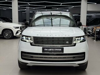 2026 Land Rover Range Rover P400 MHEV Long V, белый, 22690000 рублей, вид 3