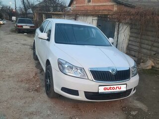 2011 Skoda Octavia II (A5) Рестайлинг, белый, 640000 рублей, вид 3