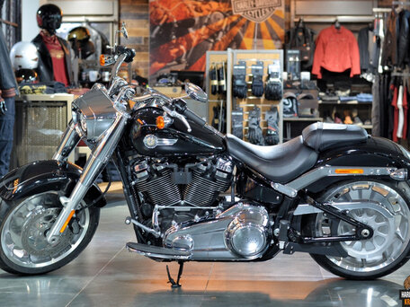 2024 Harley-Davidson Fat Boy, чёрный, 3300000 рублей, вид 2