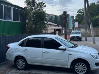 2015 Lada (ВАЗ) Granta I, белый, 735000 рублей, вид 4