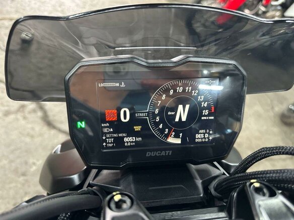 2022 Ducati Streetfighter V4, чёрный, 1950000 рублей - вид 36