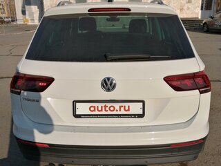 2019 Volkswagen Tiguan II, белый, 2350000 рублей, вид 3