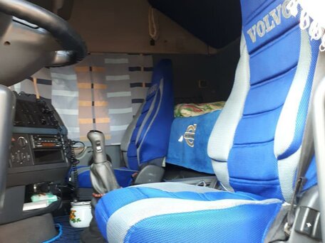 2008 Volvo FH, чёрный, 4000000 рублей, вид 5