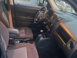 2016 Jeep Liberty (Patriot), чёрный, 1290000 рублей, вид 2