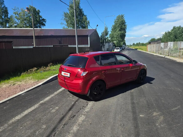 2010 Kia Ceed I Рестайлинг, красный, 555000 рублей - вид 4