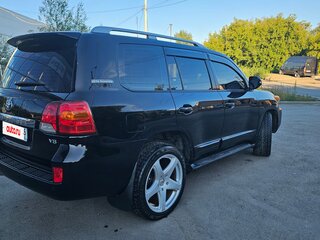 2011 Toyota Land Cruiser 200 Series, чёрный, 2400000 рублей, вид 2