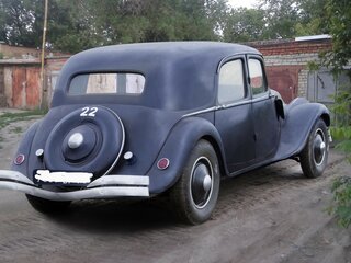 1934 Citroen Traction Avant, синий, 330000000 рублей, вид 3