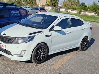 2012 Kia Rio 4-speed III, белый, 750000 рублей, вид 1