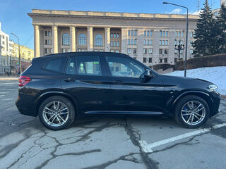 2020 BMW X3 30i xDrive III (G01), чёрный, 4700000 рублей, вид 3