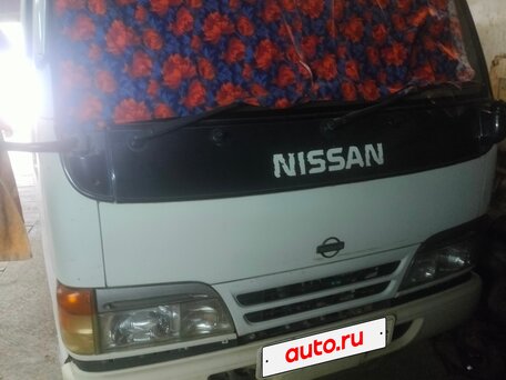 1996 Nissan Atlas, белый, 1600000 рублей, вид 4