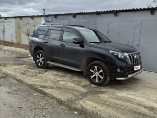 2017 Toyota Land Cruiser Prado 150 Series Рестайлинг 1, чёрный, 4800000 рублей, вид 2