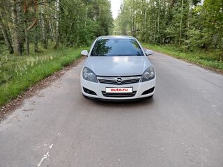 2011 Opel Astra H Рестайлинг, белый, 520000 рублей, вид 3