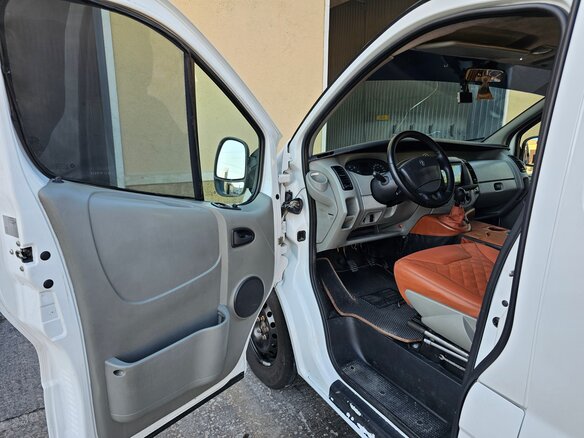 2006 Renault Trafic II, белый, 1650000 рублей - вид 10