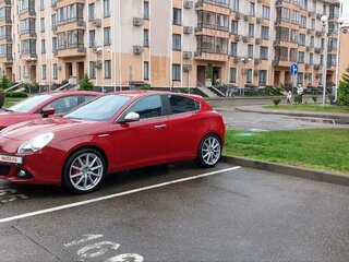 2014 Alfa Romeo Giulietta III, красный, 1650000 рублей, вид 4