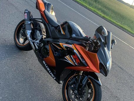 2007 Suzuki GSX-R 1000, оранжевый, 675000 рублей, вид 4