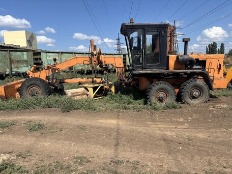 2009 ЧСДМ Автогрейдеры, жёлтый, 1800000 рублей, вид 2