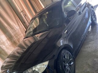 2009 BMW 1 серии 116i I (E81/E82/E87/E88) Рестайлинг, чёрный, 680000 рублей, вид 4