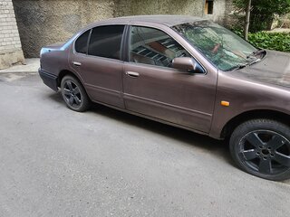 1997 Nissan Maxima IV (A32), серый, 180000 рублей, вид 1