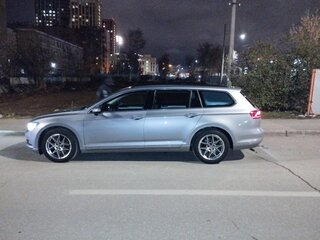 2017 Volkswagen Passat B8, серый, 2050000 рублей, вид 4
