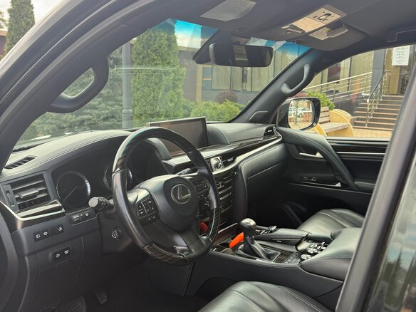 2019 Lexus LX 450d III Рестайлинг 2, чёрный, 8900000 рублей - вид 10